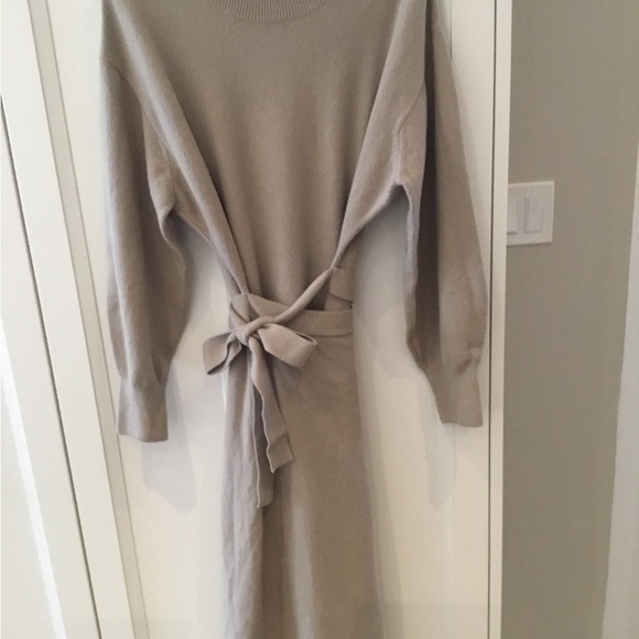 & Other Stories in M - Picture 3 of 6